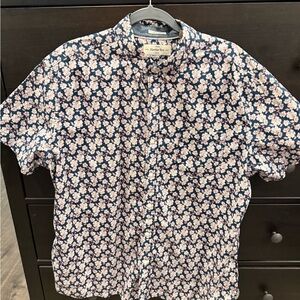 Hawker Rye Men's Blue Floral Casual Button Down Shirt